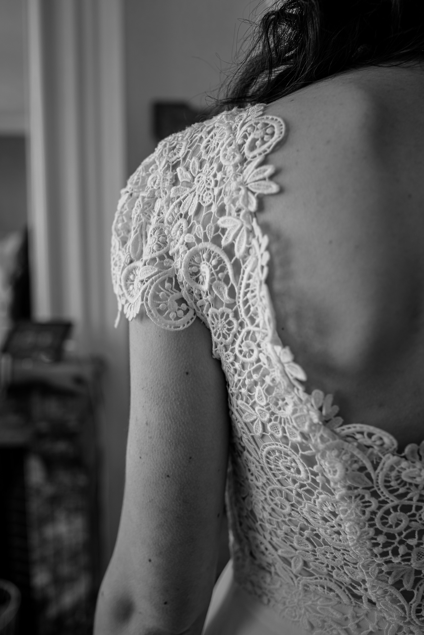 Inès — essayage tenue civile tulle brodé floral