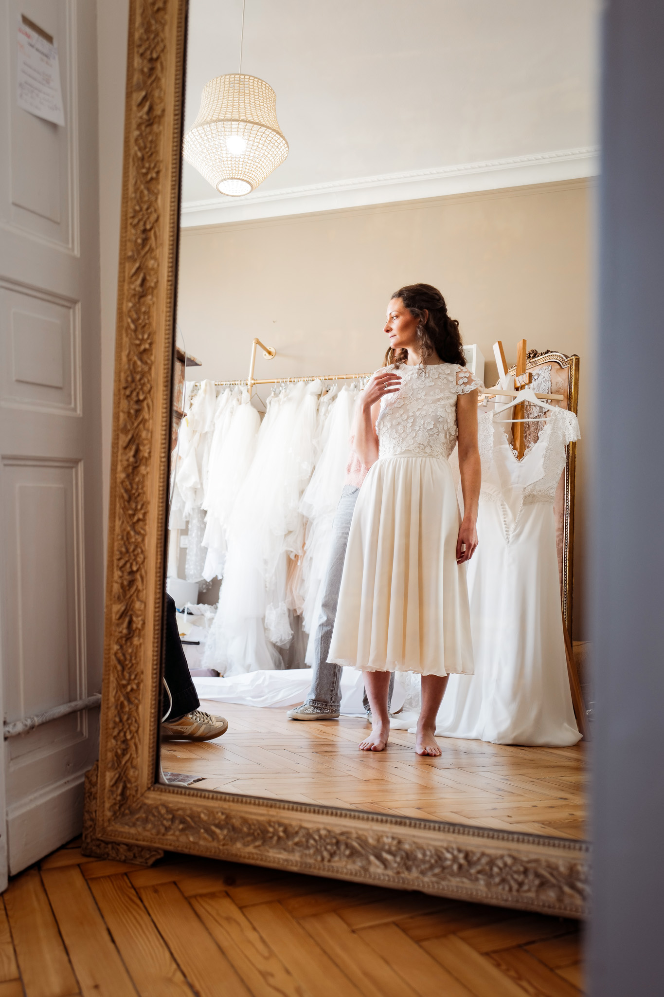 Inès — essayage final robe de mariée Elsa Barois