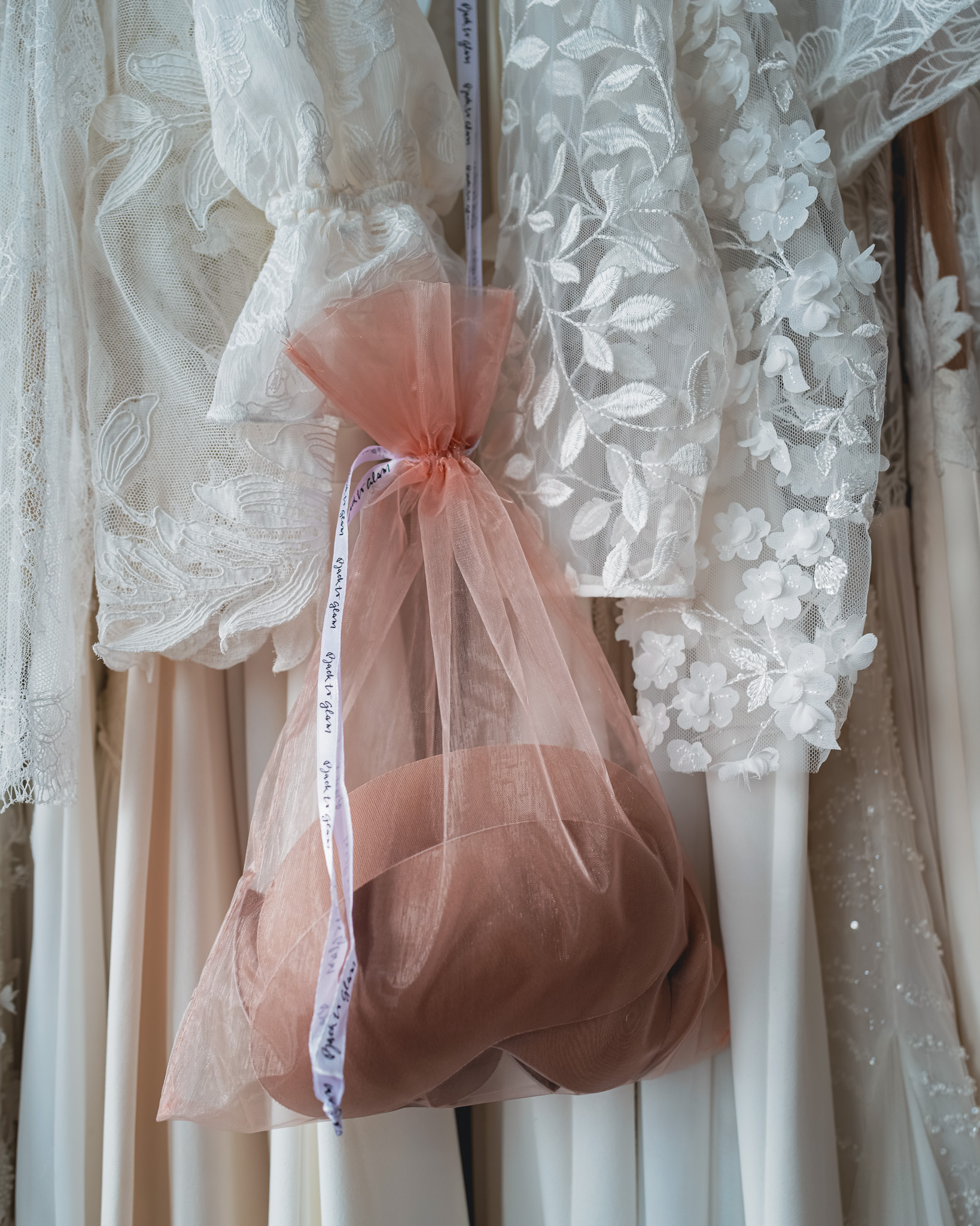 Coffret Back to Glam au showroom Elsa Barois — Lille